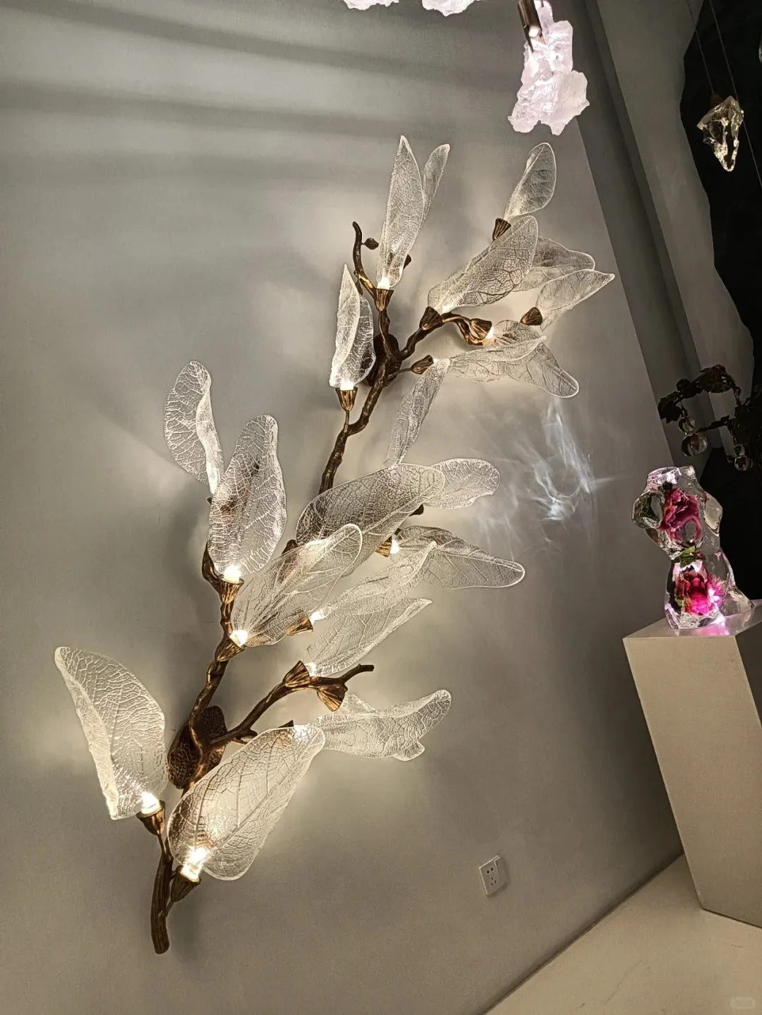 Creative Bionic Resin Leaves Chandelier for Living Room/Dining Room/Staircase