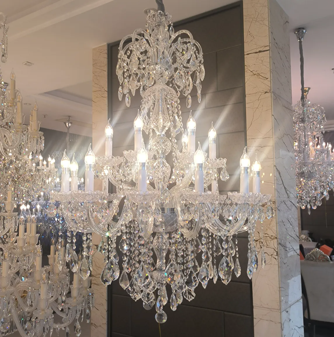 Luxury Classic Clear Crystal Chandelier for Foyer/Staircase/Entryway/Hallway