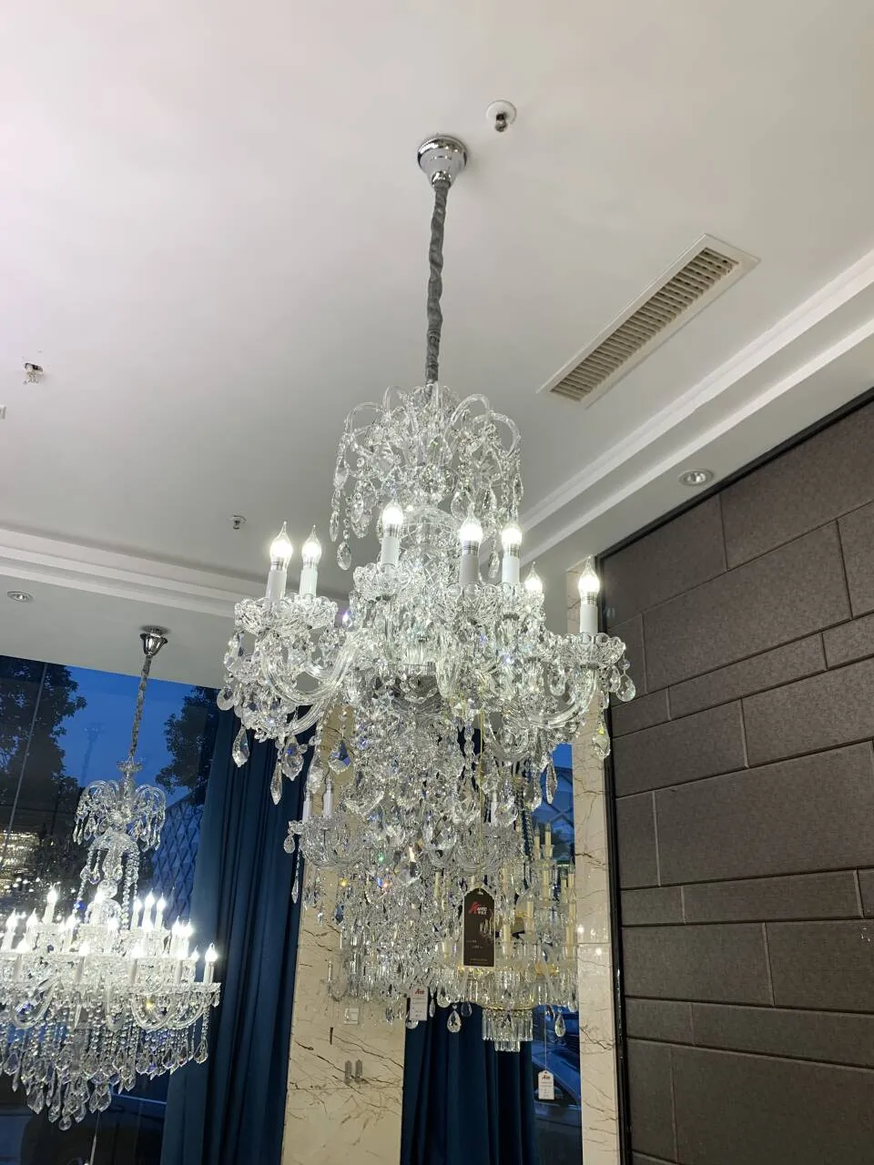 Luxury Classic Clear Crystal Chandelier for Foyer/Staircase/Entryway/Hallway