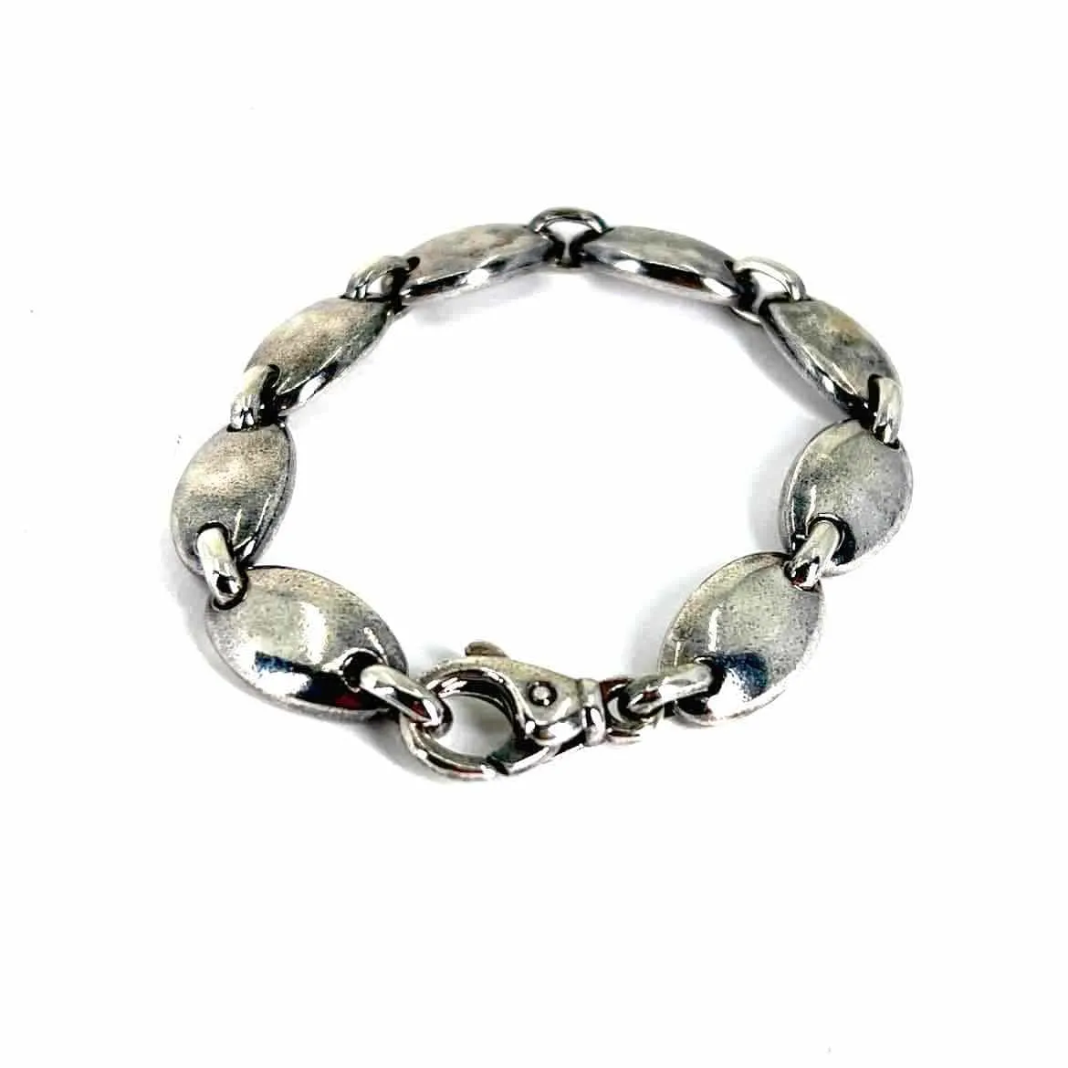 Tiffany & Co Sterling Silver Oval Link Bracelet - Elegant and Timeless Jewelry Piece