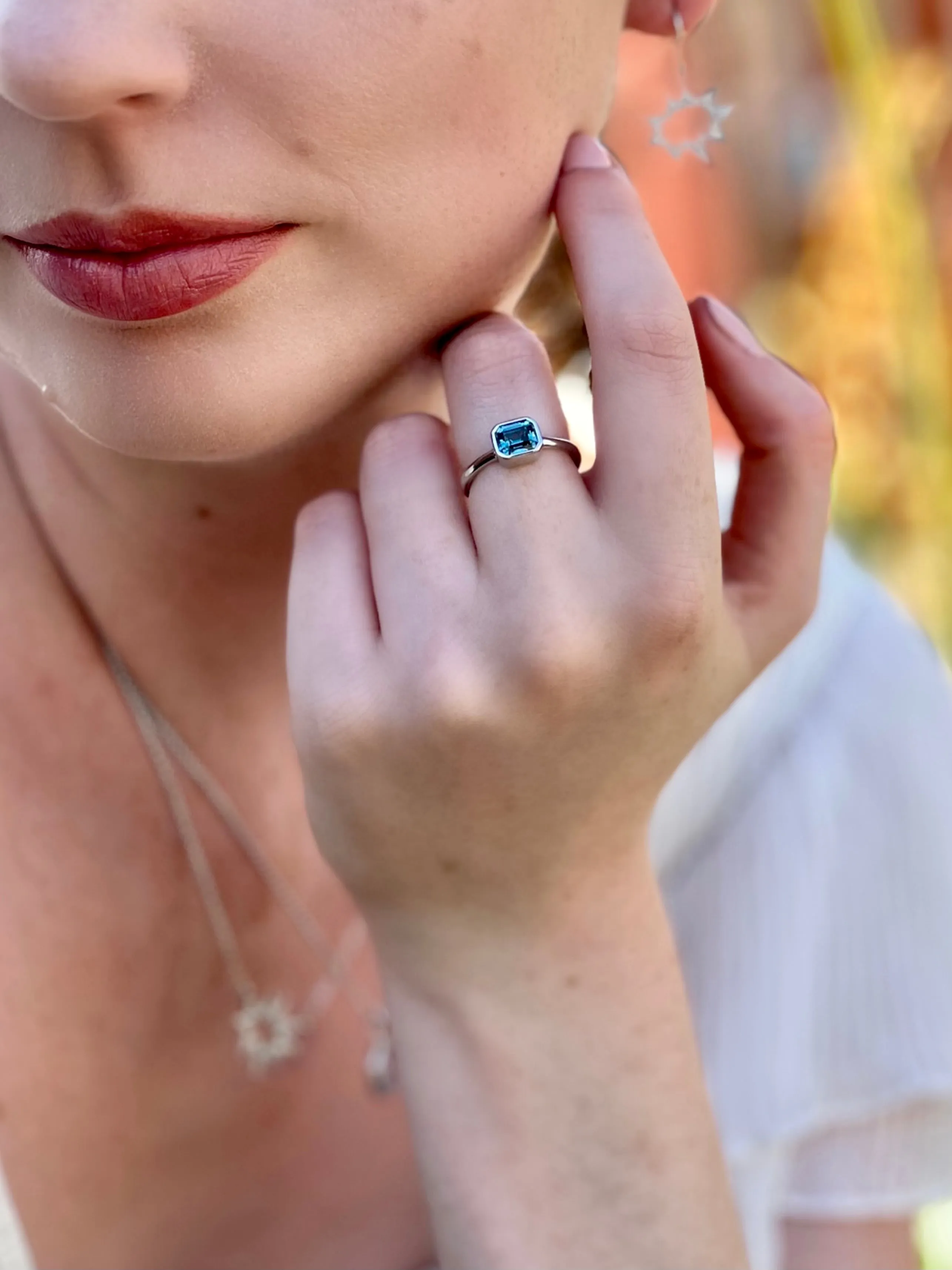 White Gold Blue Zircon Solitaire Ring