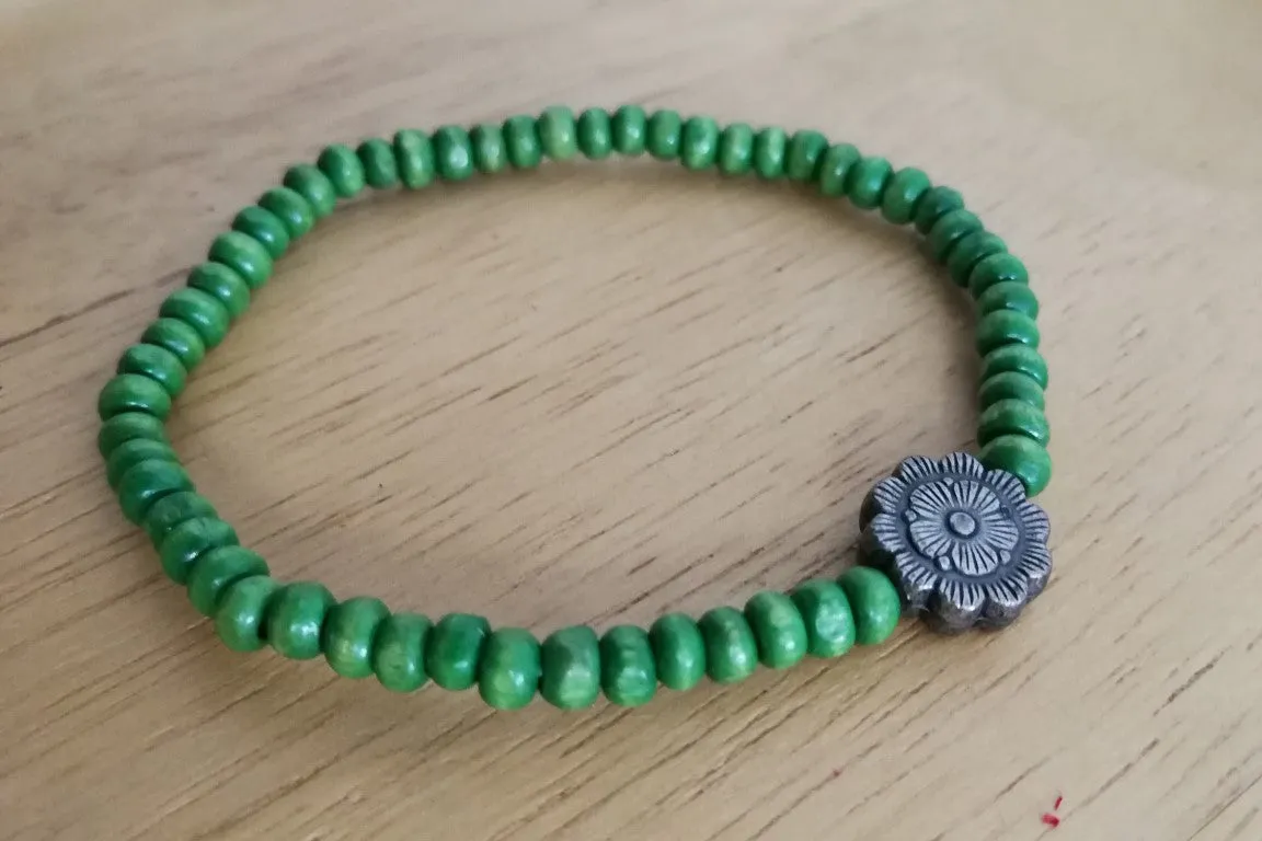 Wooden Beaded Bracelet  (Green)